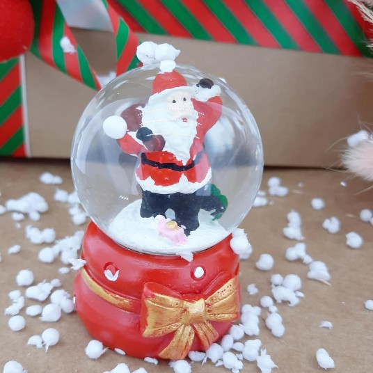 Noel Baba Masaüstü Pilli Işıklı Cam Küre Aydınlatma Dekoratif Hediyelik Yılbaşı veya Doğum Günlerine Özel Tasarım 6cm x 4cm No:2 Noel Baba Masaüstü Pilli Işıklı Cam Küre Aydınlatma Dekoratif Hediyelik Yılbaşı veya Doğum Günlerine Özel Tasarım 6cm x 4cm No:2